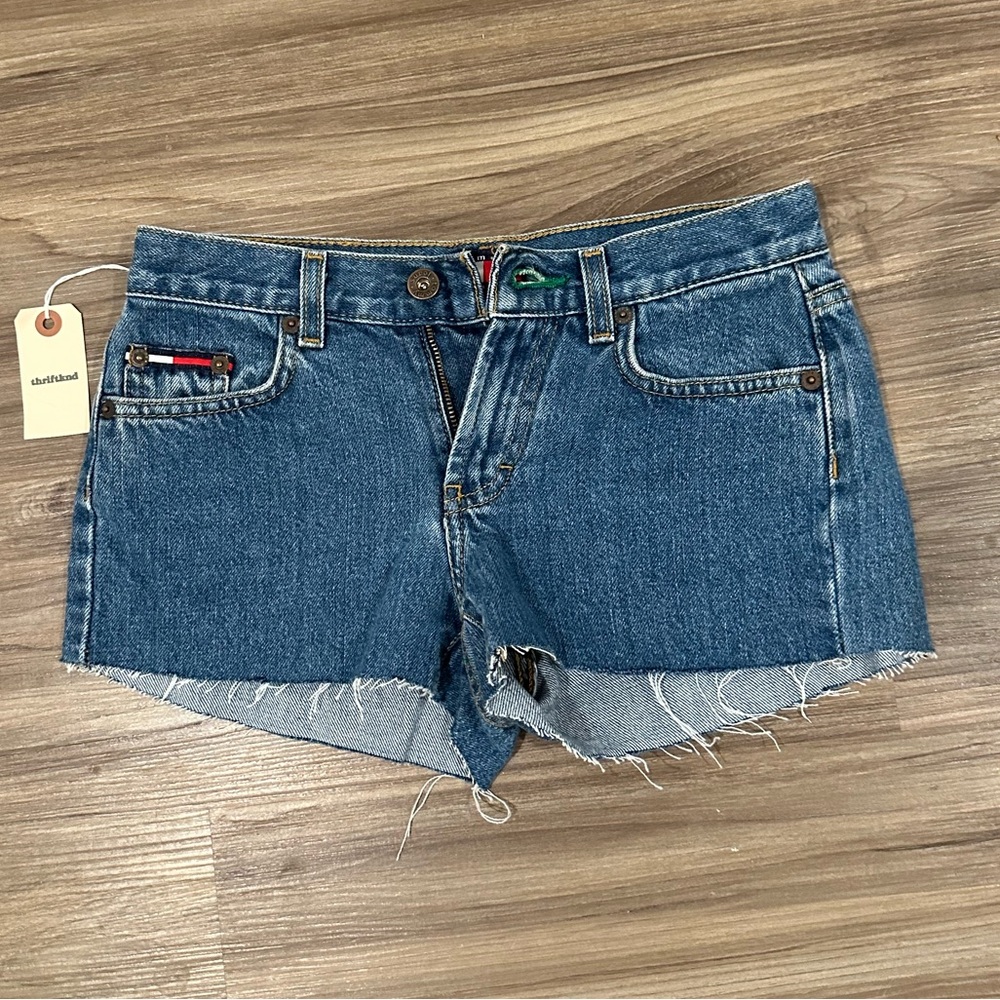 BNWT Tommy Hilfiger Mini Denim Shorts (sz 24)
